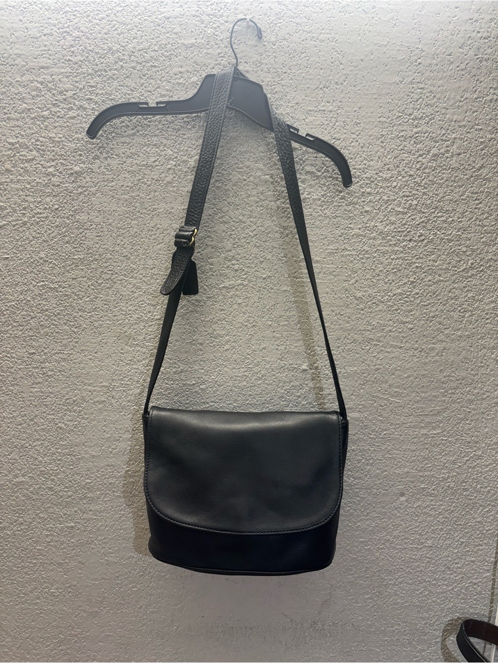 Coach Black Leather Messenger Bag for Men